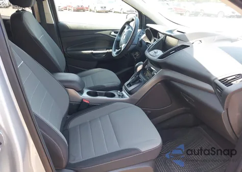 2015 Ford Escape Se z USA, uszkodzony, nr VIN 1FMCU9GX5FUB18177